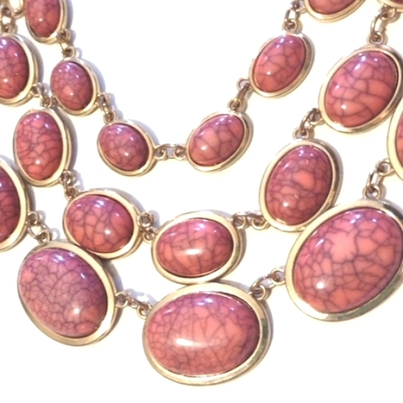 VINTAGE 3-STRAND GOLD-TONE DARK PINK SPECKLED STONE COLLAR 17-20" NECKLACE - Picture 3 of 8